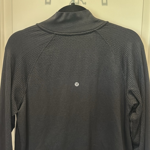 Size 10 Lululemon Quarter Zip - Picture 7 of 7